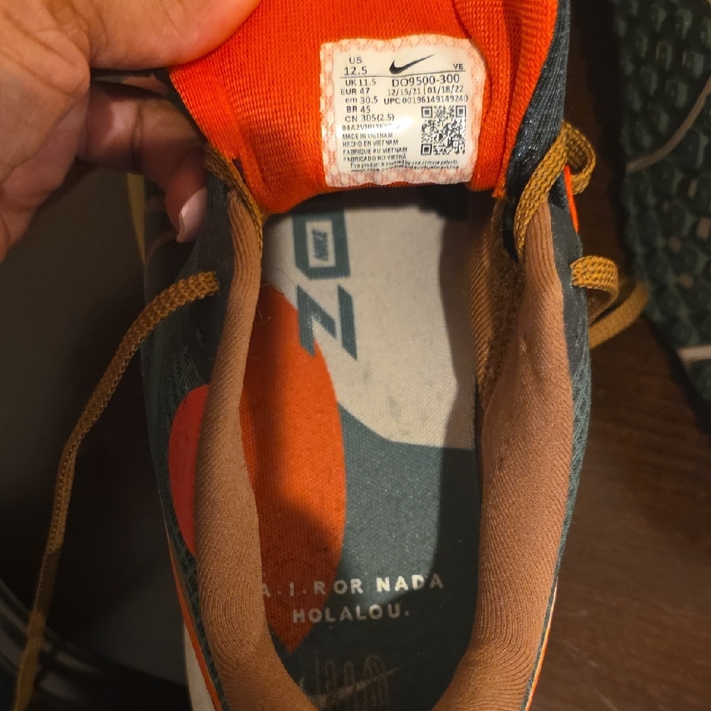 Nike Olive and Orange Running Shoes - Picture 3 of 3